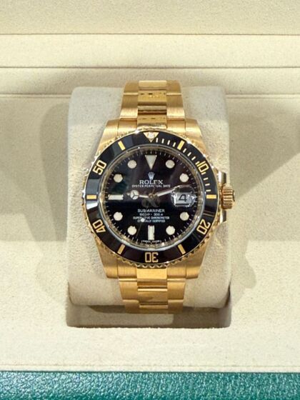 Rolex Submariner Date GOLD